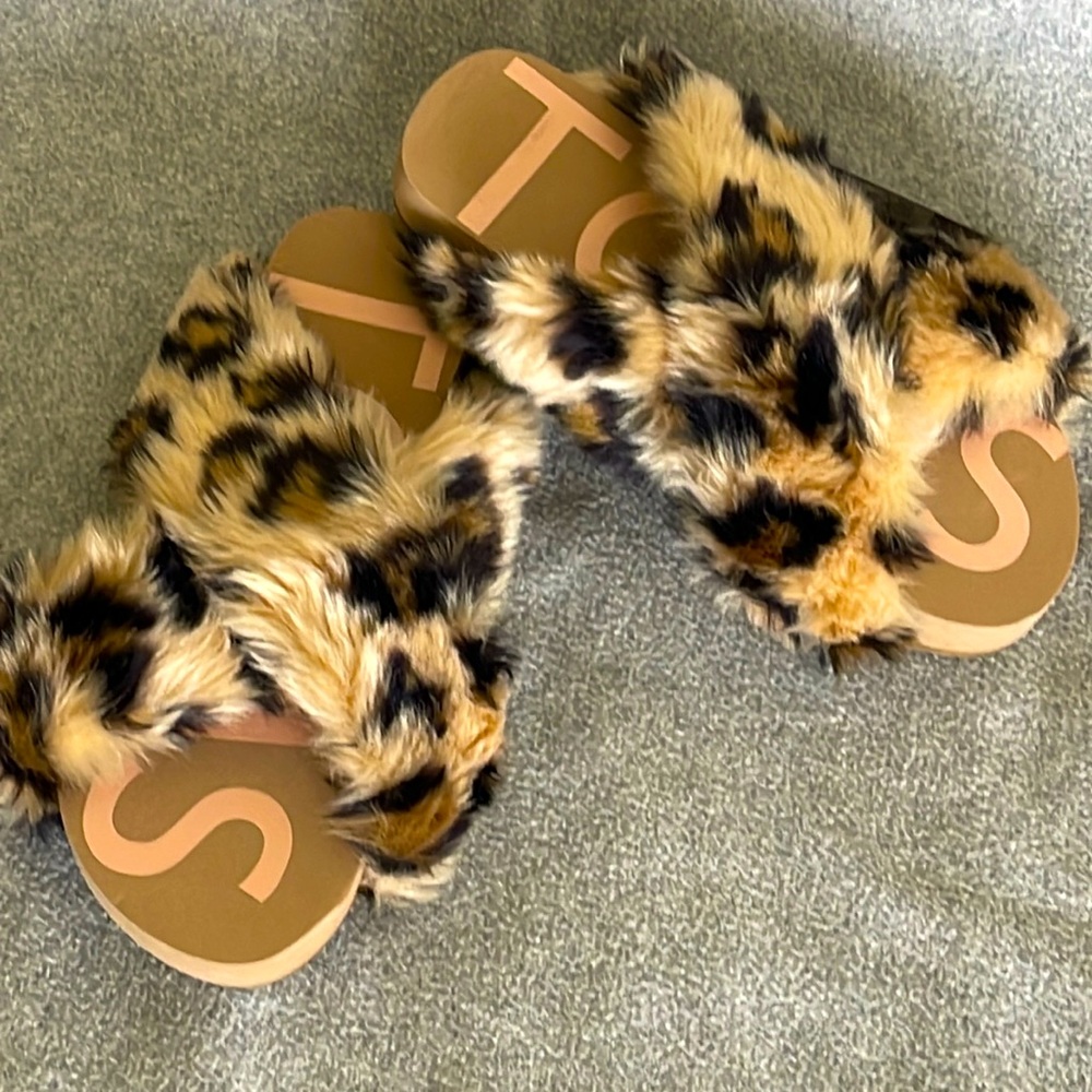 TOMS Slippers